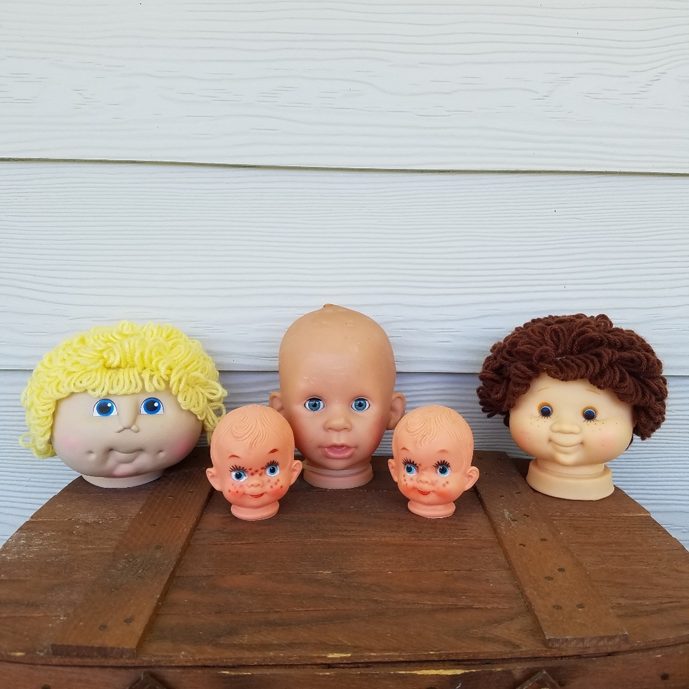 Random Vintage lot of 5 Doll Heads Plastic Randtoy Lee Ward Odd Doll Heads Diy